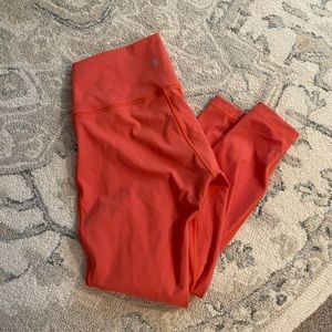 Orange Wunder under leggings like new